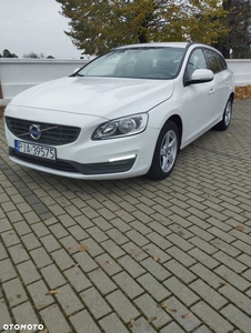 Volvo V60 D2 Drive-E Dynamic Edition (Kinetic)