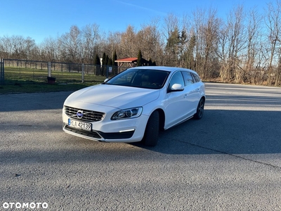 Volvo V60 D2 Drive-E Momentum