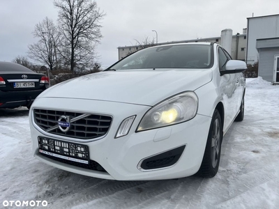 Volvo V60 D3 Geartronic Momentum