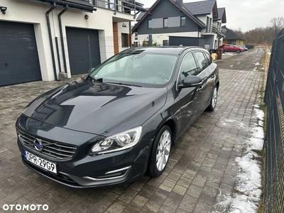 Volvo V60 D4 Drive-E Momentum