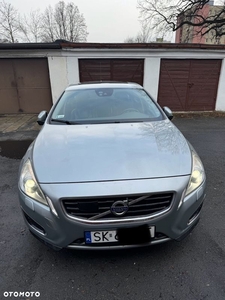 Volvo V60 D6 Plug-In-Hybrid AWD Geartronic Pure Limited