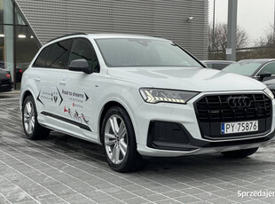 Audi Q7 S line