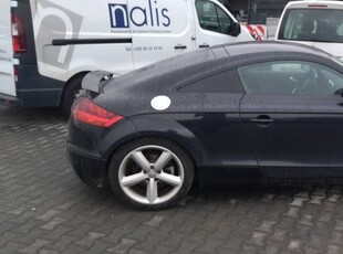 AUDI TT 2010 NOWY SILNIK USZKODZONY