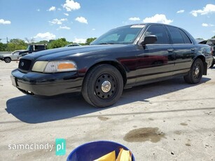 Ford Crown Victoria