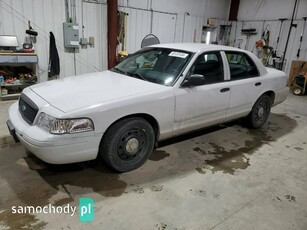 Ford Crown Victoria