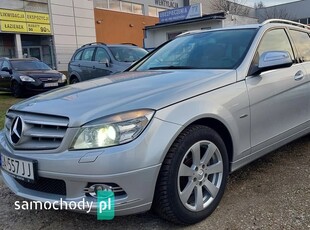 Mercedes-Benz C-Klasa C 180 CGI BlueEFFICIENCY