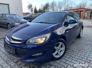 Opel Astra 2013 rok 1,4 benz 101ps 5-drzwi klima alusy zadbana