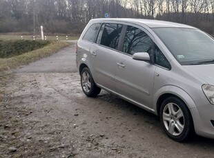 Opel ZAFIRA B Lift 7 osob, 1.9 cdti, 09r , 1 wlasc, 194tys km, SUPER