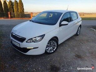 Peugeot 308 - Mały miejski samochód