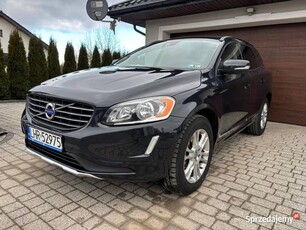 Volvo XC-60 3.2 V6 243 KM