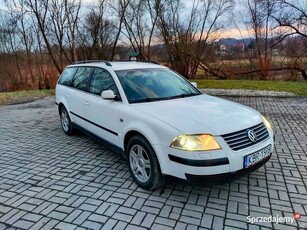 VW Passat 1.9 130 km automat Xenon grzane fotele.