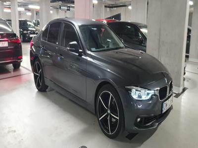 Używane BMW Seria 3 - 90 400 PLN, 62 000 km, 2017