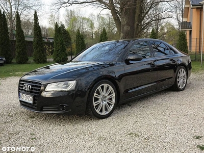 Audi A8 3.0 TDI DPF quattro tiptronic