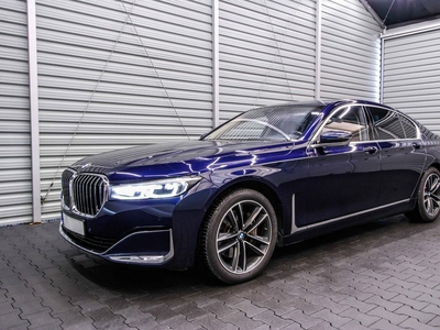 BMW 730