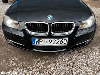 BMW Seria 3 320d xDrive DPF Touring