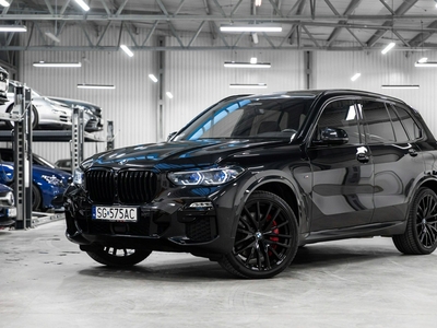 BMW X5 G05 M SUV 4.4 M50i 530KM 2021