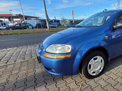 Chevrolet Aveo T200 Sedan 1.4 i 83KM 2004