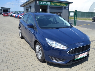 Ford Focus III Hatchback 5d facelifting 1.0 EcoBoost 100KM 2015