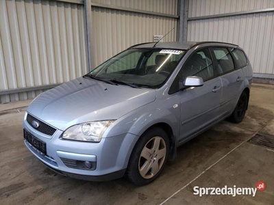 Ford Focus kombi 2.0 145KM uszkodzony