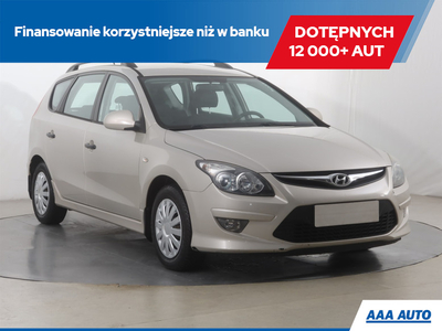 Hyundai i30 I CW Facelifting 1.4 DOHC 109KM 2011