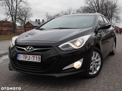 Hyundai i40 i40cw 1.7 CRDi blue Style