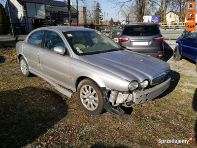 Jaguar X-Type I (2001-2009)