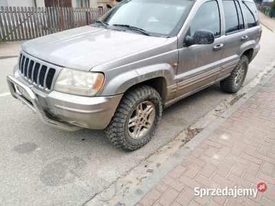 jeep uszkodzony.