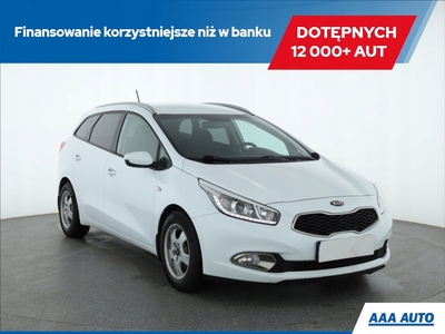 Kia Ceed II Kombi 1.6 CRDi 110KM 2013