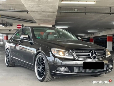 Mercedes-Benz C280 3.0 V6 Avangarde 19