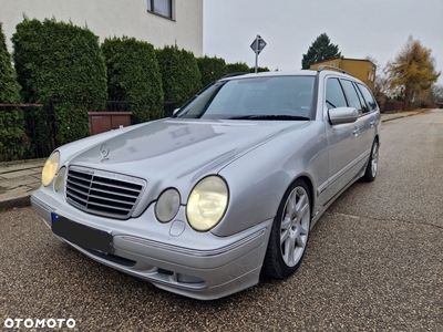 Mercedes-Benz Klasa E 320 T 4 Matic Avantgarde