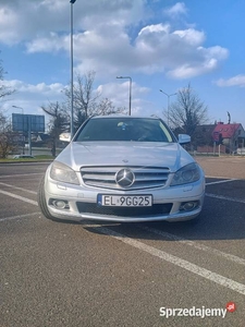 Mercedes-Benz klasy C S204 Avantgarde C230 2496cm³ V6 204KM