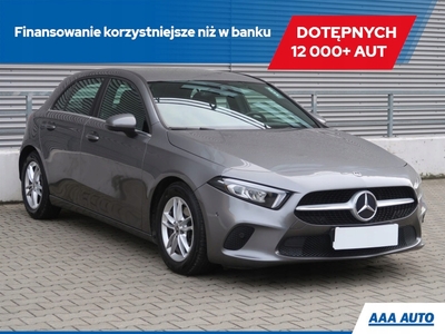 Mercedes Klasa A W177/V177 Hatchback 1.5 180d 116KM 2019