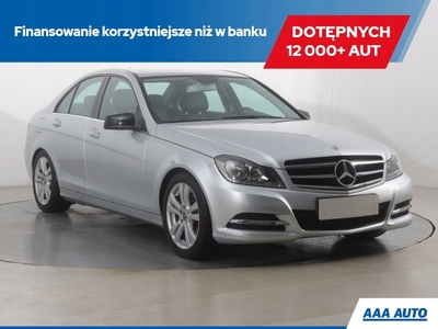 Mercedes Klasa C W204 Limuzyna 1.8 180 CGI BlueEFFICIENCY 156KM 2011