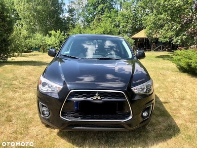 Mitsubishi Outlander 2.0 2WD CVT Invite