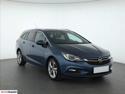 Opel Astra 1.6 134 KM 2016r. (Piaseczno)