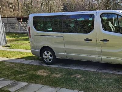 Opel vivaro long