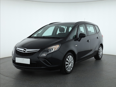 Opel Zafira Tourer 2014 2.0 CDTI 144834km ABS klimatyzacja manualna