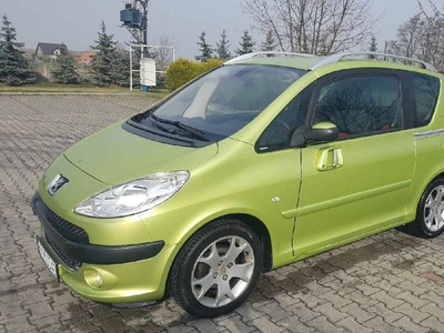 Peugeot 1007 1.4 HDI 2009r.