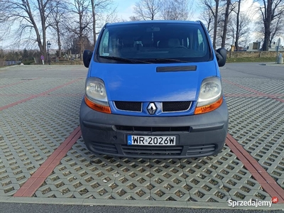 Renault trafic 2.5dci 6 osobowy klima