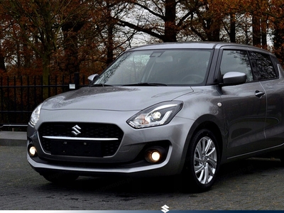 Suzuki Swift VI Hatchback Facelifting 1.2 DualJet SHVS 83KM 2023