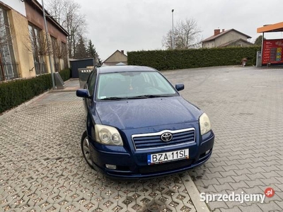 Toyota Avensis 2,0 Benzyna