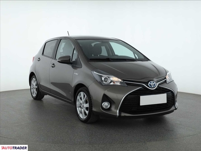 Toyota Yaris 1.5 97 KM 2016r. (Piaseczno)