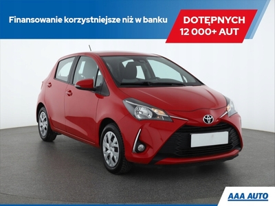 Toyota Yaris III Hatchback 5d Facelifting 2017 1.5 Dual VVT-iE 111KM 2019