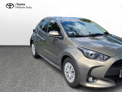 Toyota Yaris IV Hatchback 1.5 Dynamic Force 125KM 2021