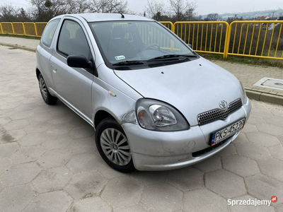 Toyota Yaris Toyota Yaris Zarejestrowany Benzyna I (1999-20…