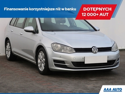 Volkswagen Golf VII Variant 1.6 TDI CR DPF BlueMotion Technology 105KM 2013