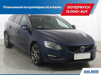 Volvo V60 I Kombi Facelifting 2.0 D3 DRIVE-E 150KM 2015