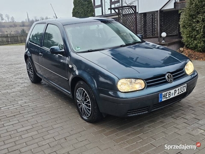 Vw Golf IV 2003 rok