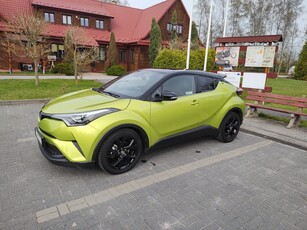 Toyota C-HR 1.8 Hybrid Neon Lime powered by JBL