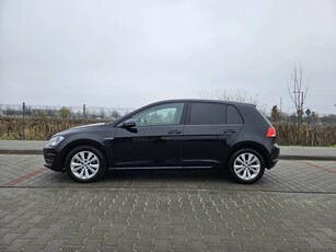 Volkswagen Golf VII 1.6 TDI BMT Trendline